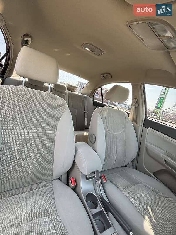 Седан Geely Emgrand 7 (EC7) 2011 в Голованівську