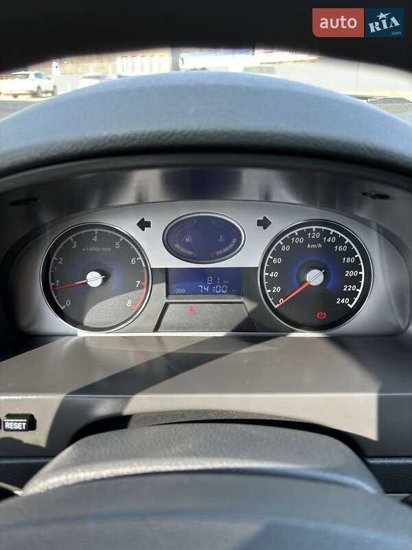 Седан Geely Emgrand 7 (EC7) 2011 в Голованівську