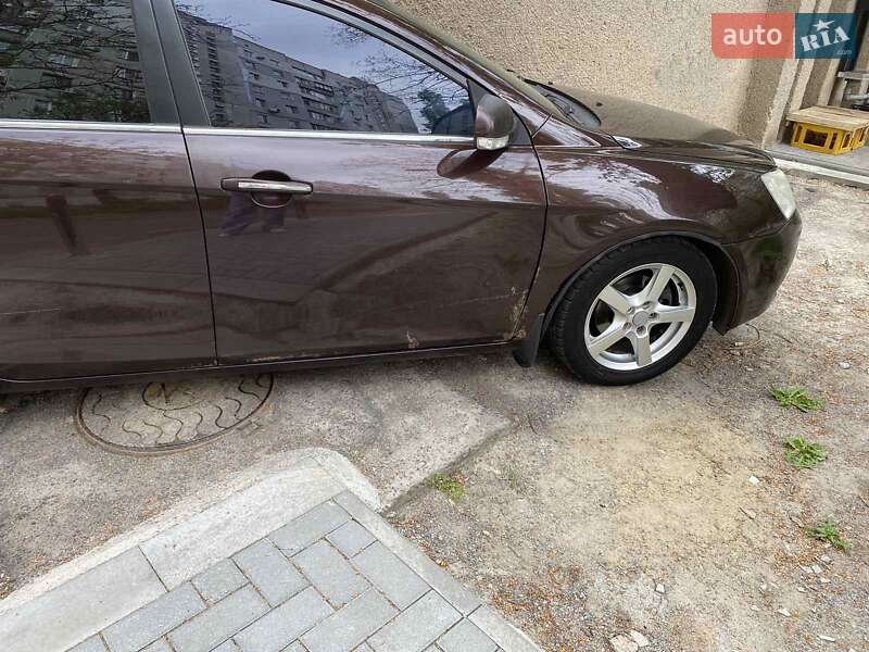 Хэтчбек Geely Emgrand 7 (EC7) 2014 в Николаеве фото 9 Хэтчбек Geely Emgrand 7 (EC7) 2014 в Николаеве