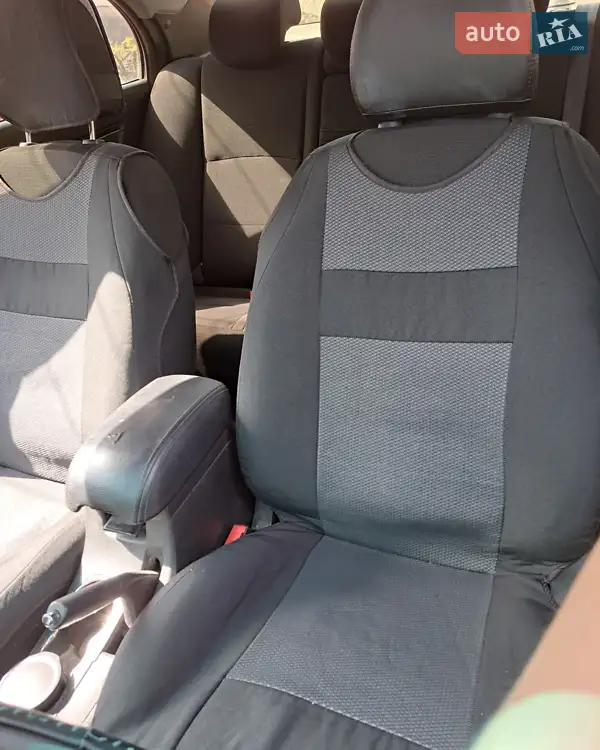 Седан Geely Emgrand 7 (EC7) 2013 в 