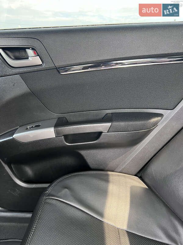 Седан Geely Emgrand 7 (EC7) 2013 в Шептицькому