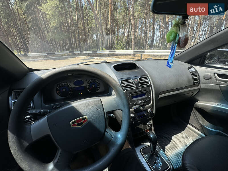 Седан Geely Emgrand 7 (EC7) 2014 в Краснограді