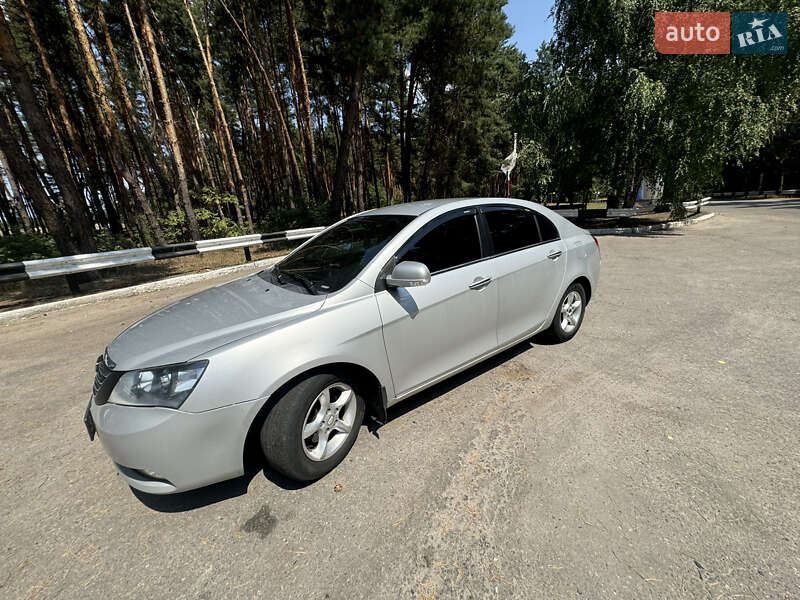 Седан Geely Emgrand 7 (EC7) 2014 в Краснограді