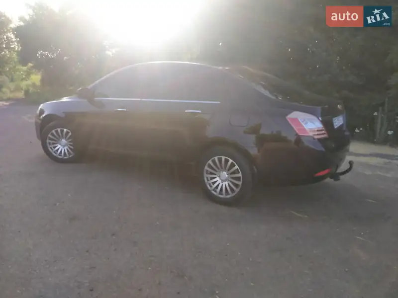 Geely Emgrand 7 (EC7)