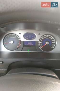 Седан Geely Emgrand 7 (EC7) 2012 в 