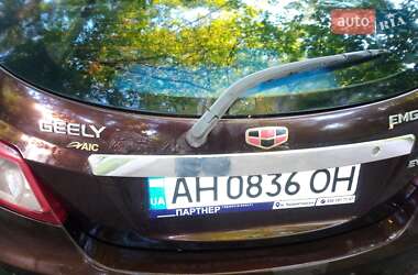 Хетчбек Geely Emgrand 7 (EC7) 2012 в 