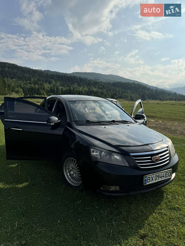 Седан Geely Emgrand 7 (EC7) 2013 в Надворной