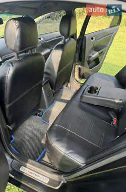 Седан Geely Emgrand 7 (EC7) 2013 в Надворной