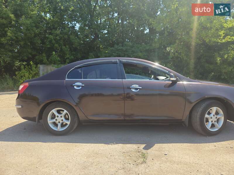 Седан Geely Emgrand 7 (EC7) 2013 в Нежине