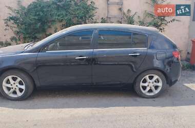 Хэтчбек Geely Emgrand 7 (EC7) 2013 в 