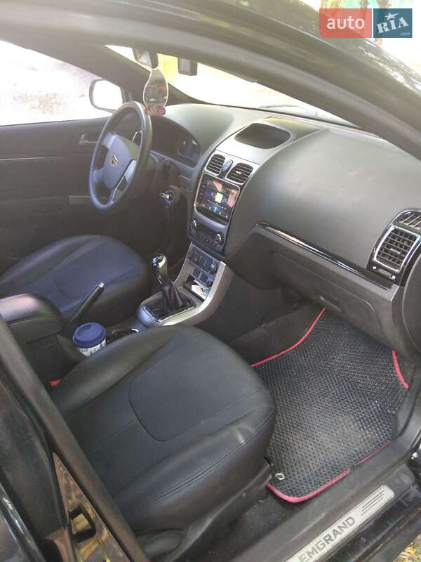 Седан Geely Emgrand 7 (EC7) 2013 в Кривому Розі