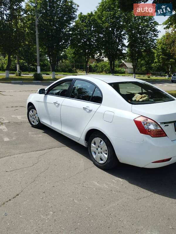 Седан Geely Emgrand 7 (EC7) 2013 в Подільську