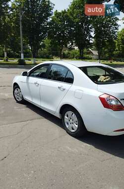 Седан Geely Emgrand 7 (EC7) 2013 в 
