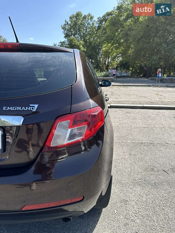 Хетчбек Geely Emgrand 7 (EC7) 2014 в Запоріжжі