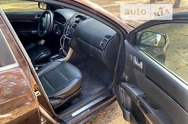 Хетчбек Geely Emgrand 7 (EC7) 2013 в 
