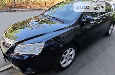 Хэтчбек Geely Emgrand 7 (EC7) 2014 в Киеве