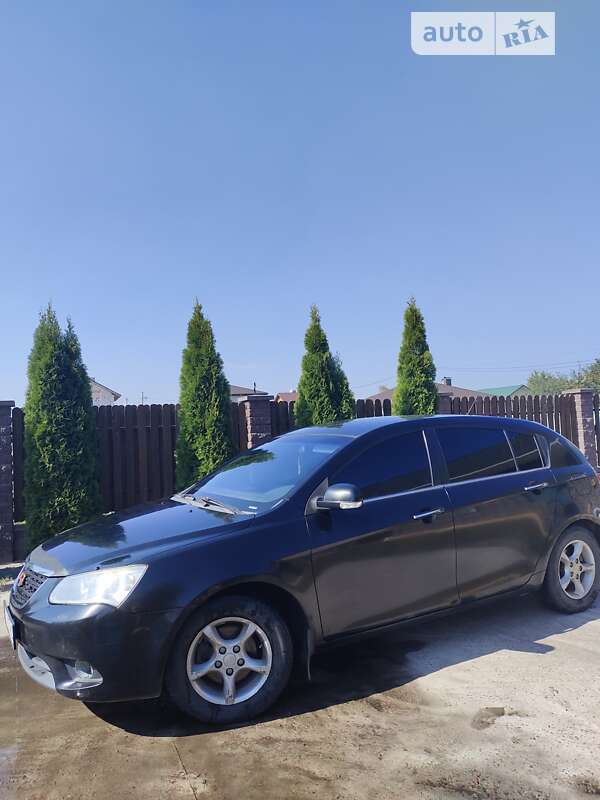 Хетчбек Geely Emgrand 7 (EC7) 2014 в Києві