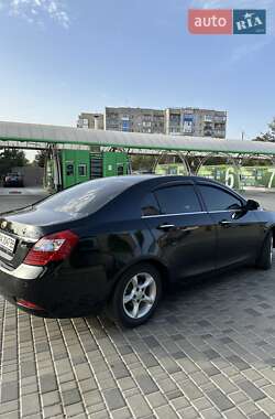 Седан Geely Emgrand 7 (EC7) 2012 в 