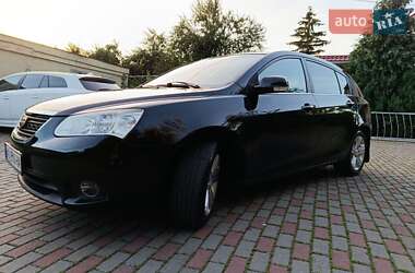 Хэтчбек Geely Emgrand 7 (EC7) 2012 в Мукачево