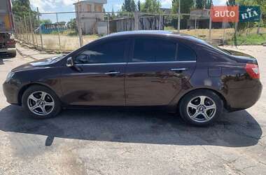 Седан Geely Emgrand 7 (EC7) 2012 в 