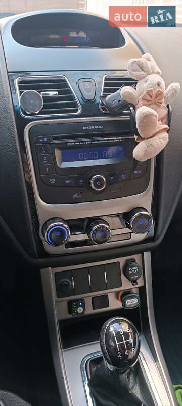 Седан Geely Emgrand 7 (EC7) 2013 в Чернігові