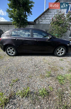 Хетчбек Geely Emgrand 7 (EC7) 2012 в 