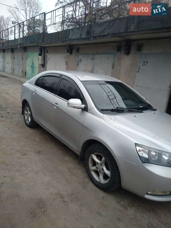 Седан Geely Emgrand 7 (EC7) 2013 в Каменском