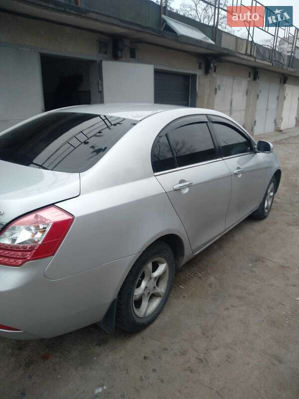 Седан Geely Emgrand 7 (EC7) 2013 в Каменском