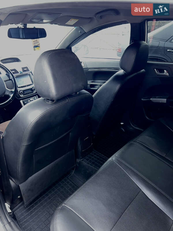 Хетчбек Geely Emgrand 7 (EC7) 2013 в Черкасах