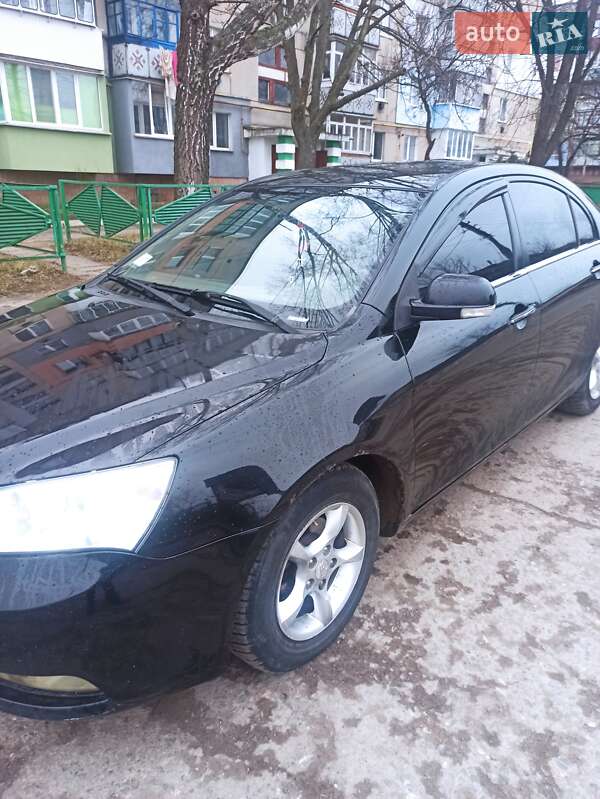 Седан Geely Emgrand 7 (EC7) 2011 в Деражні