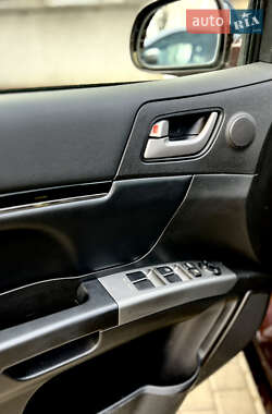 Хэтчбек Geely Emgrand 7 (EC7) 2013 в 