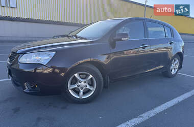 Хетчбек Geely Emgrand 7 (EC7) 2013 в 