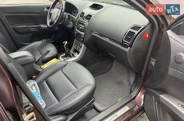 Хетчбек Geely Emgrand 7 (EC7) 2013 в 