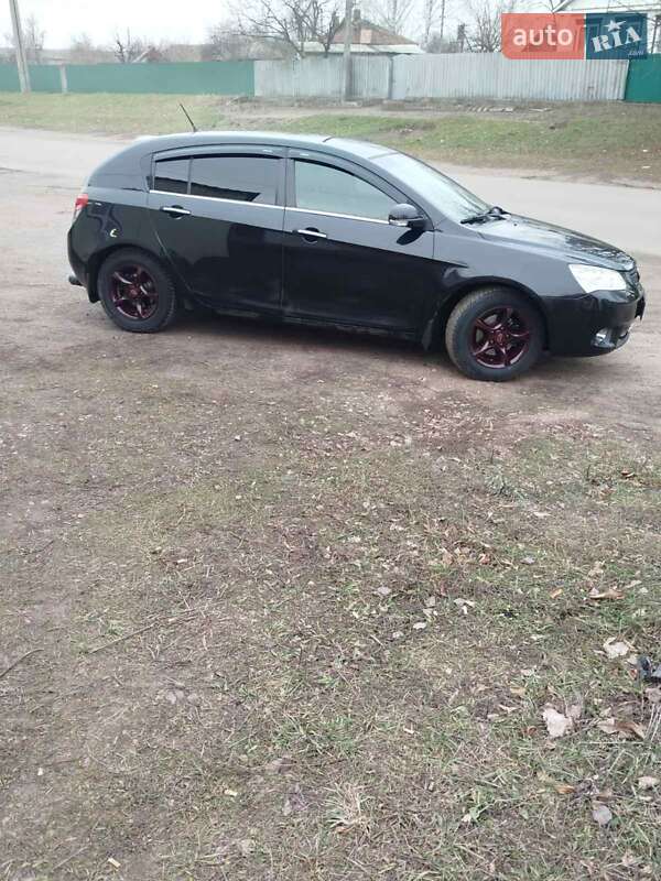 Седан Geely Emgrand 7 (EC7) 2013 в Сумах