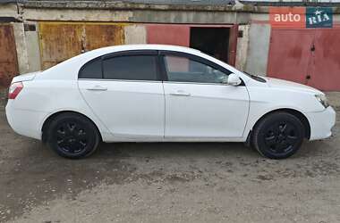 Седан Geely Emgrand 7 (EC7) 2013 в 