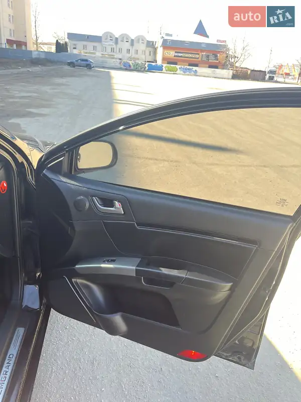 Седан Geely Emgrand 7 (EC7) 2014 в 