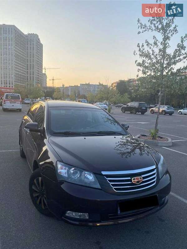 Седан Geely Emgrand 7 (EC7) 2015 в 