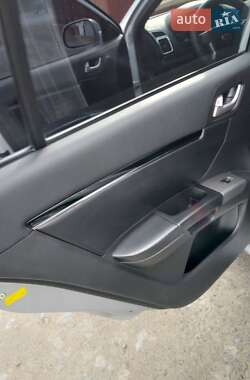 Седан Geely Emgrand 7 (EC7) 2013 в 