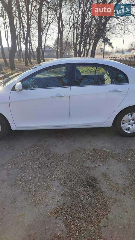 Седан Geely Emgrand 7 (EC7) 2014 в Рівному