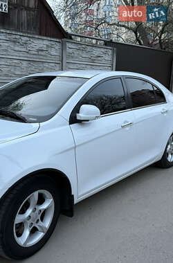 Седан Geely Emgrand 7 (EC7) 2013 в 