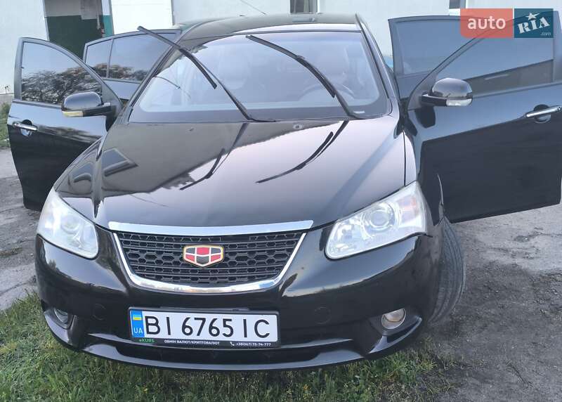 Хетчбек Geely Emgrand 7 (EC7) 2012 в 