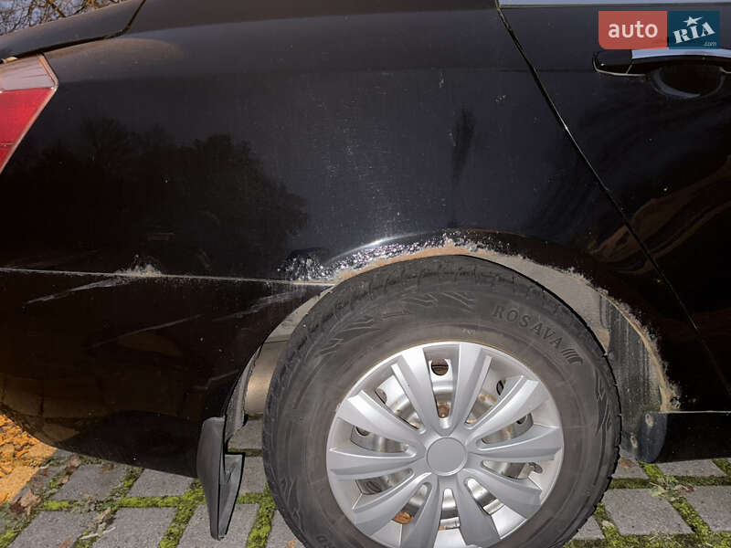 Седан Geely Emgrand 7 (EC7) 2014 в Долині
