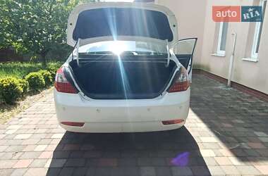 Седан Geely Emgrand 7 (EC7) 2014 в 