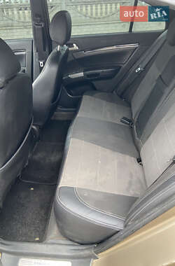 Седан Geely Emgrand 7 (EC7) 2012 в 