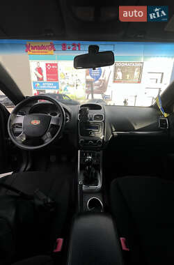 Седан Geely Emgrand 7 (EC7) 2012 в 