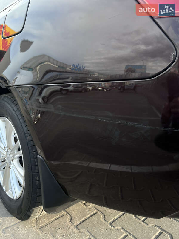 Седан Geely Emgrand 7 (EC7) 2012 в Вишневом
