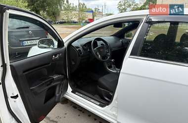Седан Geely Emgrand 7 (EC7) 2012 в 