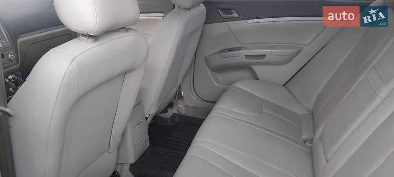 Седан Geely Emgrand 7 (EC7) 2011 в Луцке