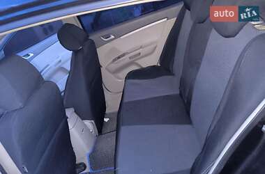 Хетчбек Geely Emgrand 7 (EC7) 2012 в 