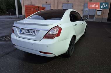 Седан Geely Emgrand 7 (EC7) 2013 в 
